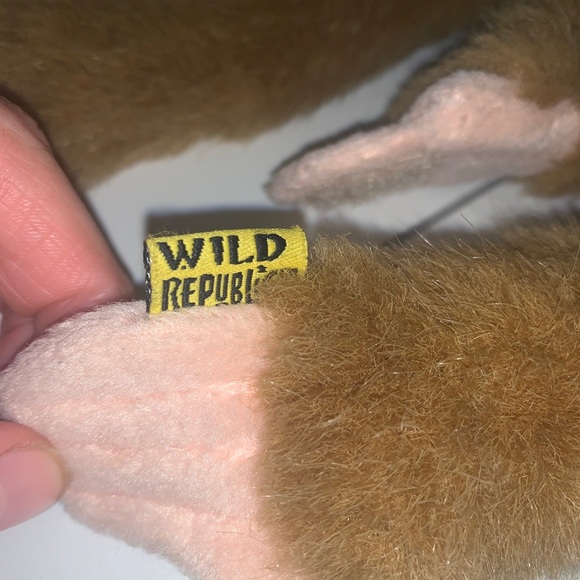 1999 Wild Republic Hanging Monkey 17” Plush Brown  Sticky Hands And Feet GUC - Picture 9 of 16